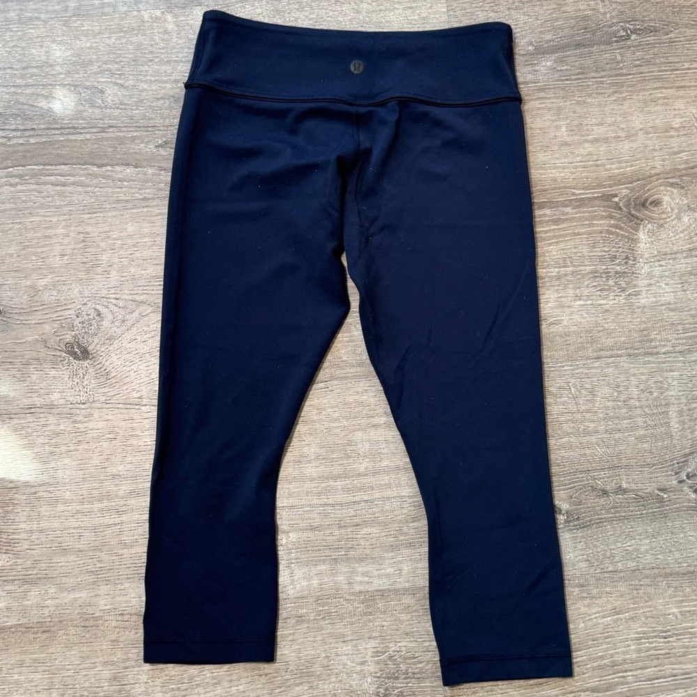 Lululemon Athletica Navy Capri Leggings 8